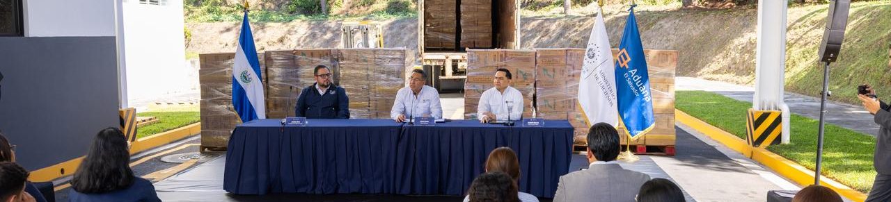 slide 1 /wp-content/uploads/2025/12/WhatsApp-Image-2025-12-12-at-11.14.28-AM-e1765915694395.jpeg